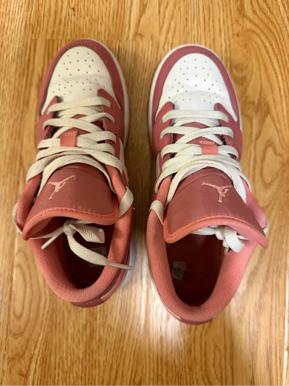 Nike classic low